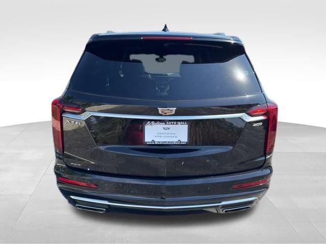 2022 Cadillac XT6 Vehicle Photo in MEDINA, OH 44256-9631