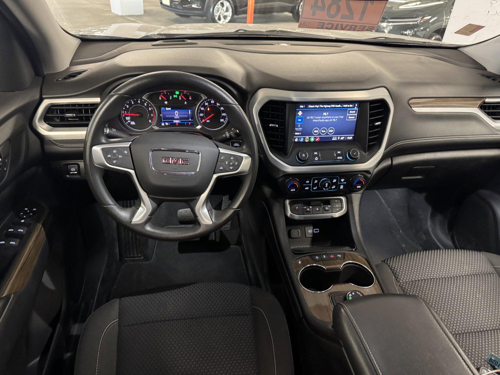 2022 GMC Acadia Vehicle Photo in LOS ANGELES, CA 90007-3794