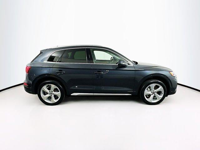 2021 Audi Q5 Vehicle Photo in Flemington, NJ 08822