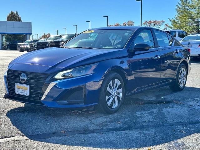 2024 Nissan Altima Vehicle Photo in COLUMBIA, MO 65203-3903