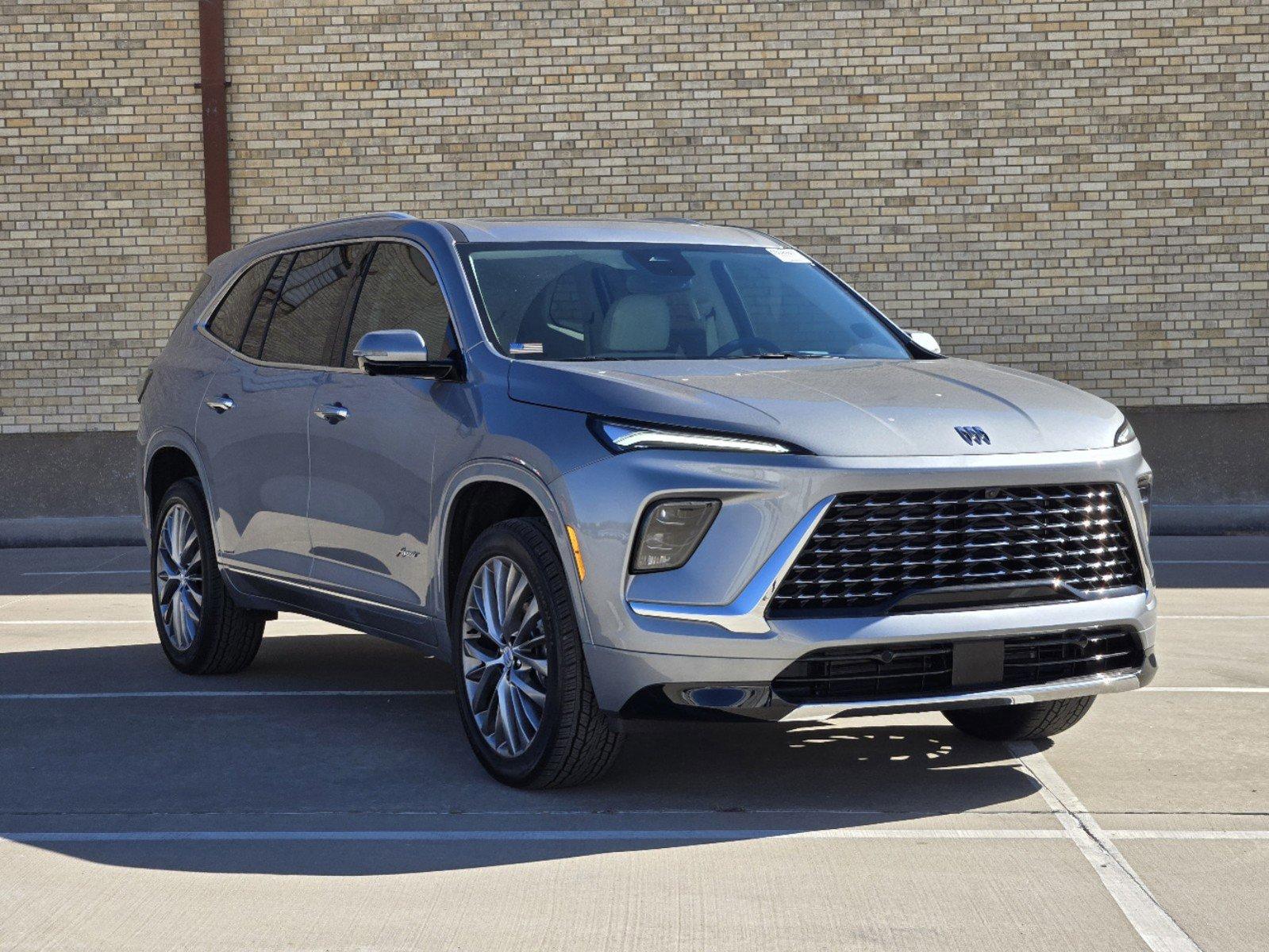 2025 Buick Enclave Vehicle Photo in DALLAS, TX 75209-3016