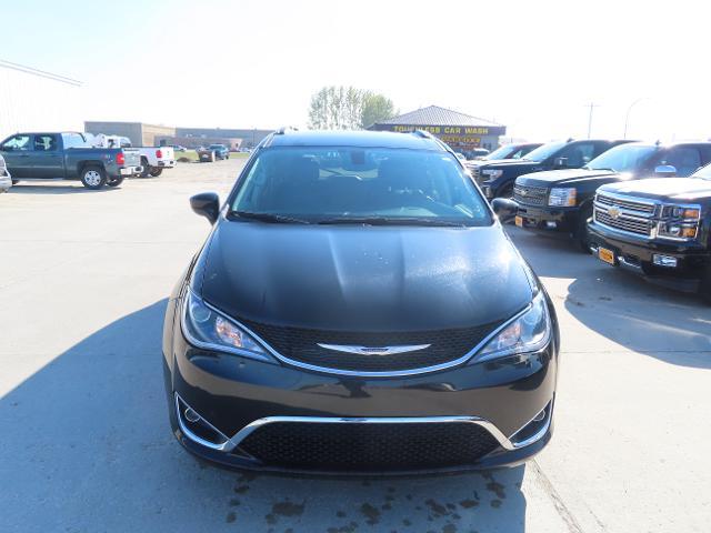 Used 2020 Chrysler Pacifica Touring L with VIN 2C4RC1BG3LR123557 for sale in Warroad, Minnesota