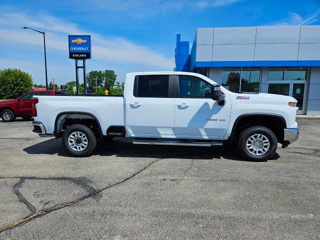 2024 Chevrolet Silverado 2500 HD Vehicle Photo in TWO RIVERS, WI 54241-1823