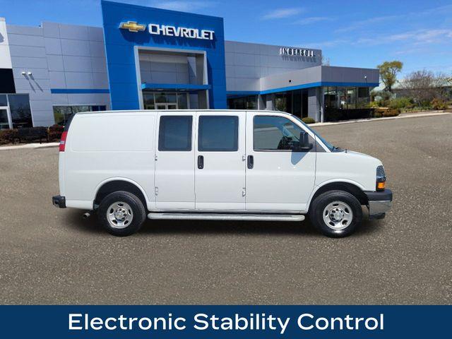 2022 Chevrolet Express Cargo 2500 Vehicle Photo in DANBURY, CT 06810-5034