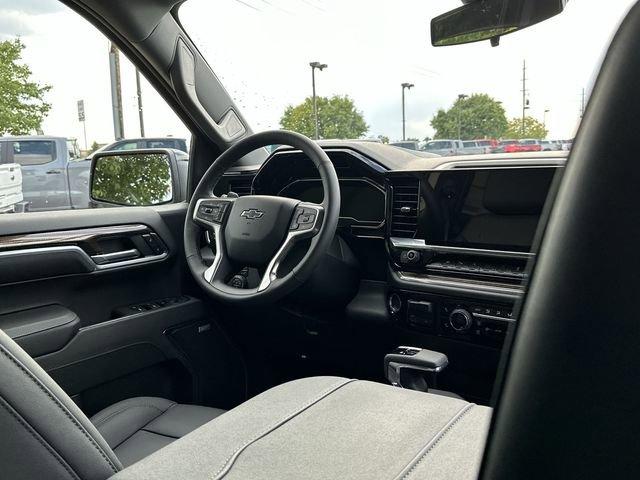 2025 Chevrolet Silverado 1500 Vehicle Photo in GREELEY, CO 80634-4125