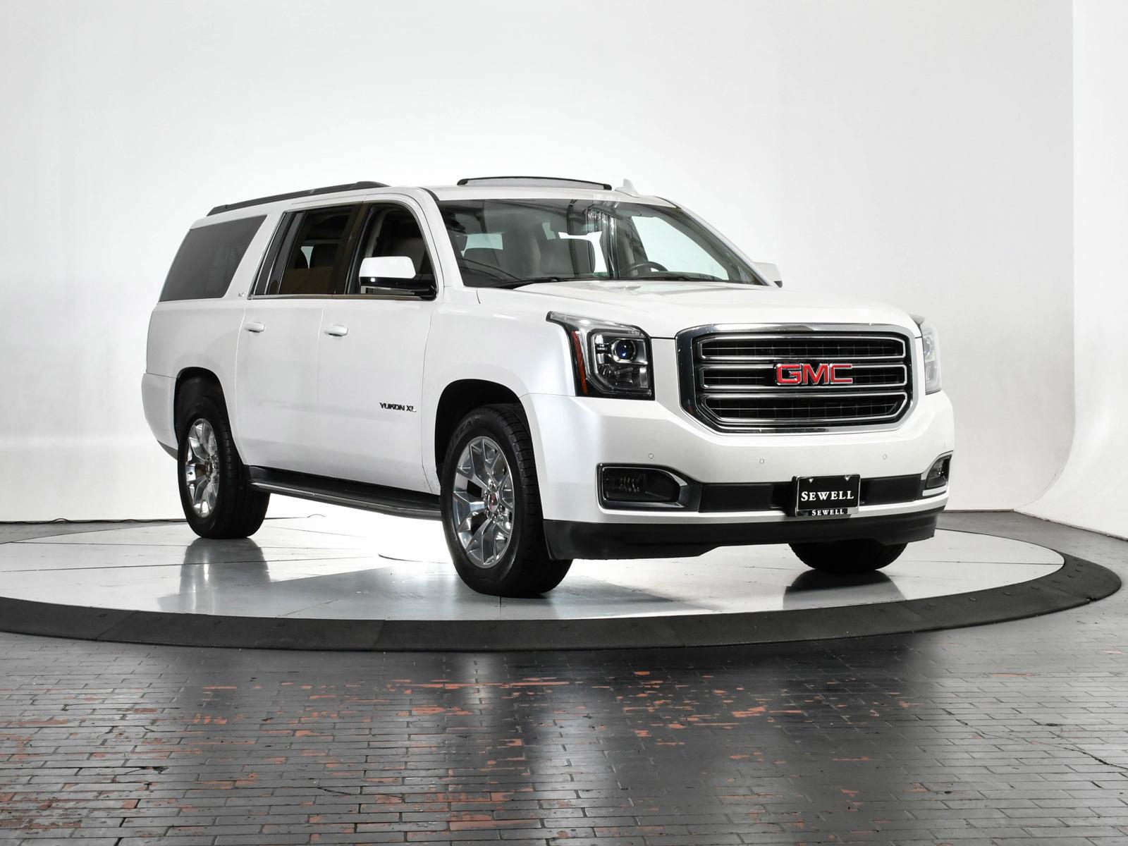 2017 GMC Yukon XL Vehicle Photo in DALLAS, TX 75235