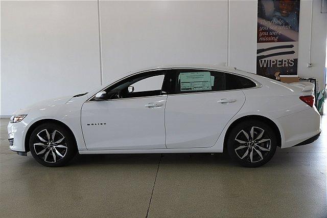 2025 Chevrolet Malibu Vehicle Photo in MEDINA, OH 44256-9001