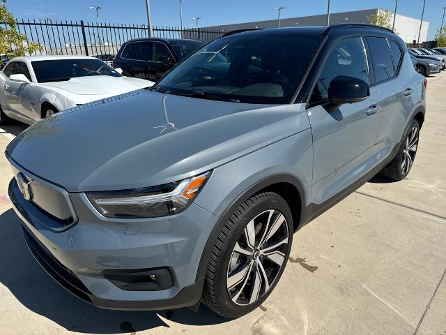 2021 Volvo XC40 Vehicle Photo in Grapevine, TX 76051