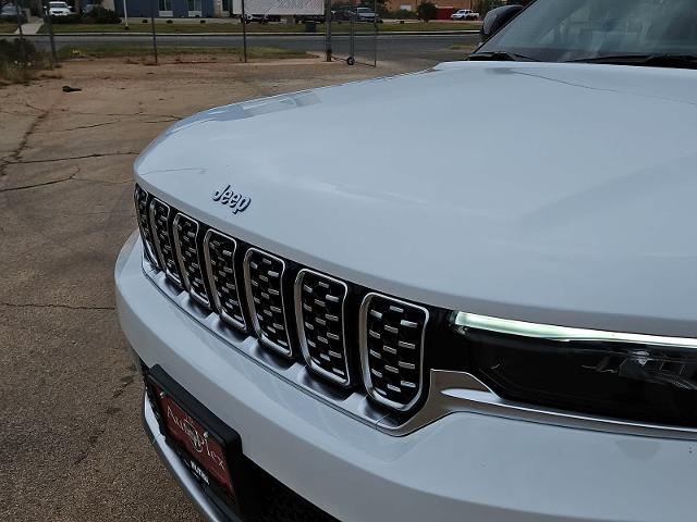 2022 Jeep Grand Cherokee 4xe Vehicle Photo in San Angelo, TX 76901