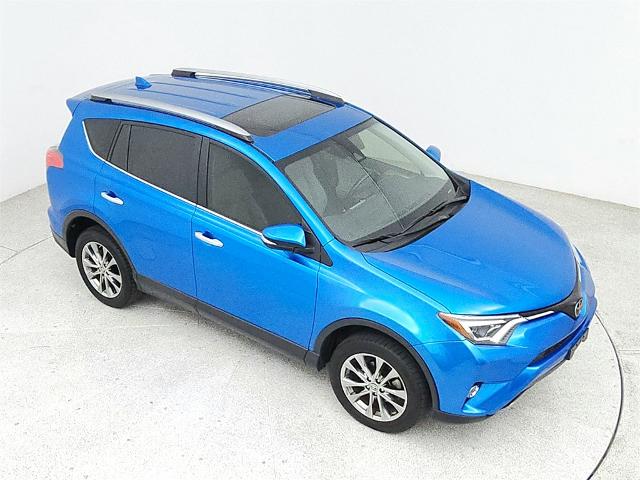 2018 Toyota RAV4 Vehicle Photo in Grapevine, TX 76051