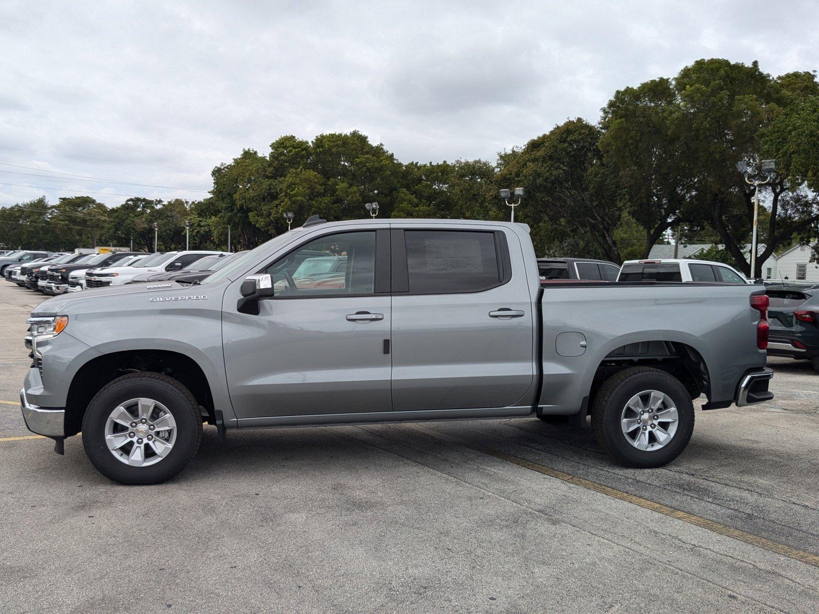 2025 Chevrolet Silverado 1500 Vehicle Photo in MIAMI, FL 33134-2699