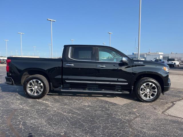 2024 Chevrolet Silverado 1500 Vehicle Photo in GREEN BAY, WI 54302-3701