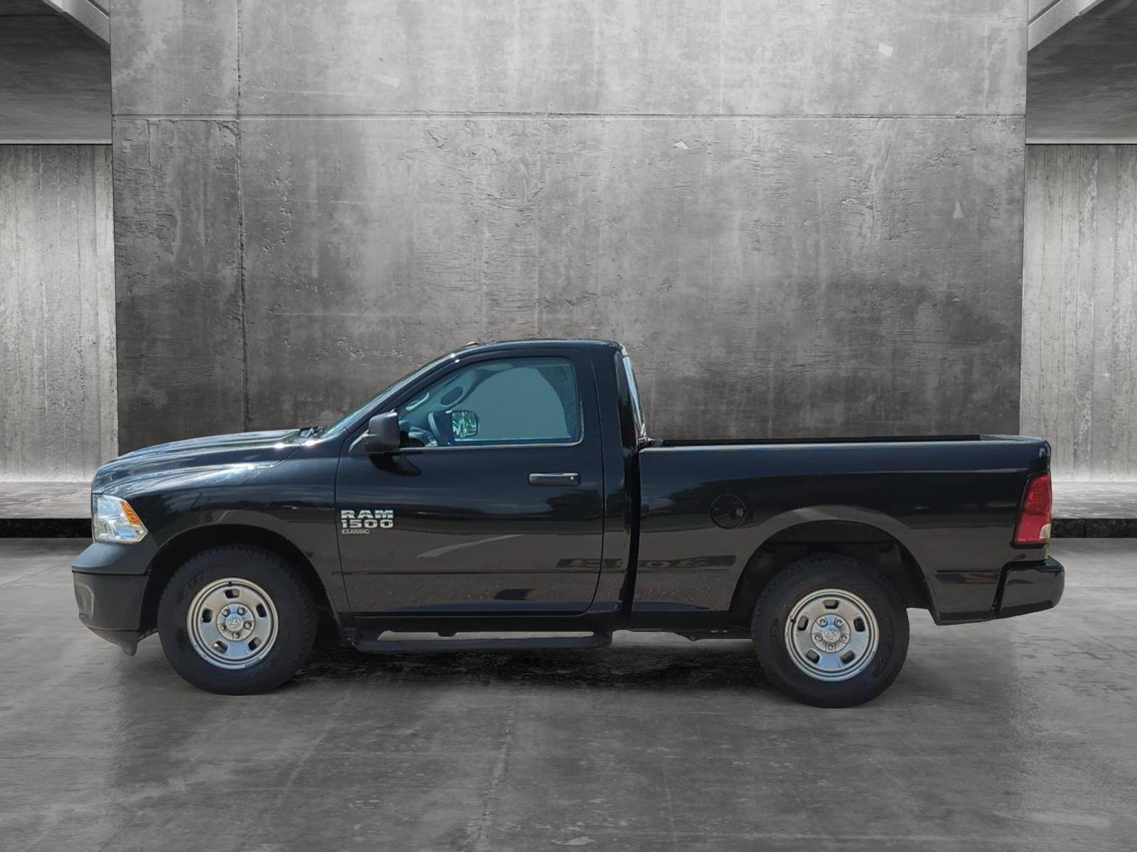 2019 Ram 1500 Classic Vehicle Photo in Ft. Myers, FL 33907