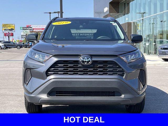 2019 Toyota RAV4 Vehicle Photo in Merrillville, IN 46410-5311