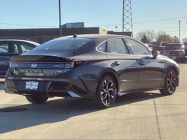 2025 Hyundai SONATA Vehicle Photo in Peoria, IL 61615