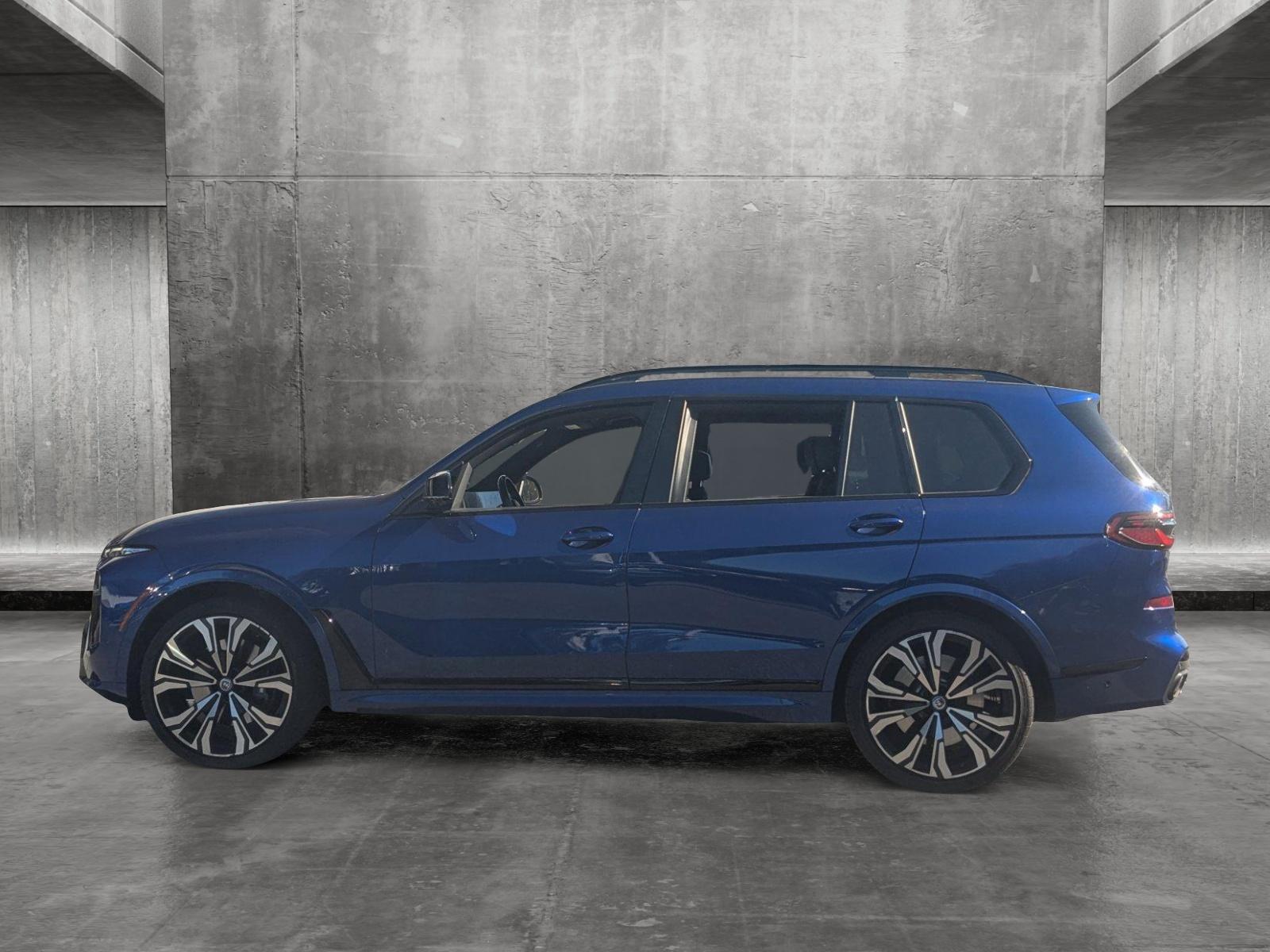 2023 BMW X7 M60i Vehicle Photo in Towson, MD 21204