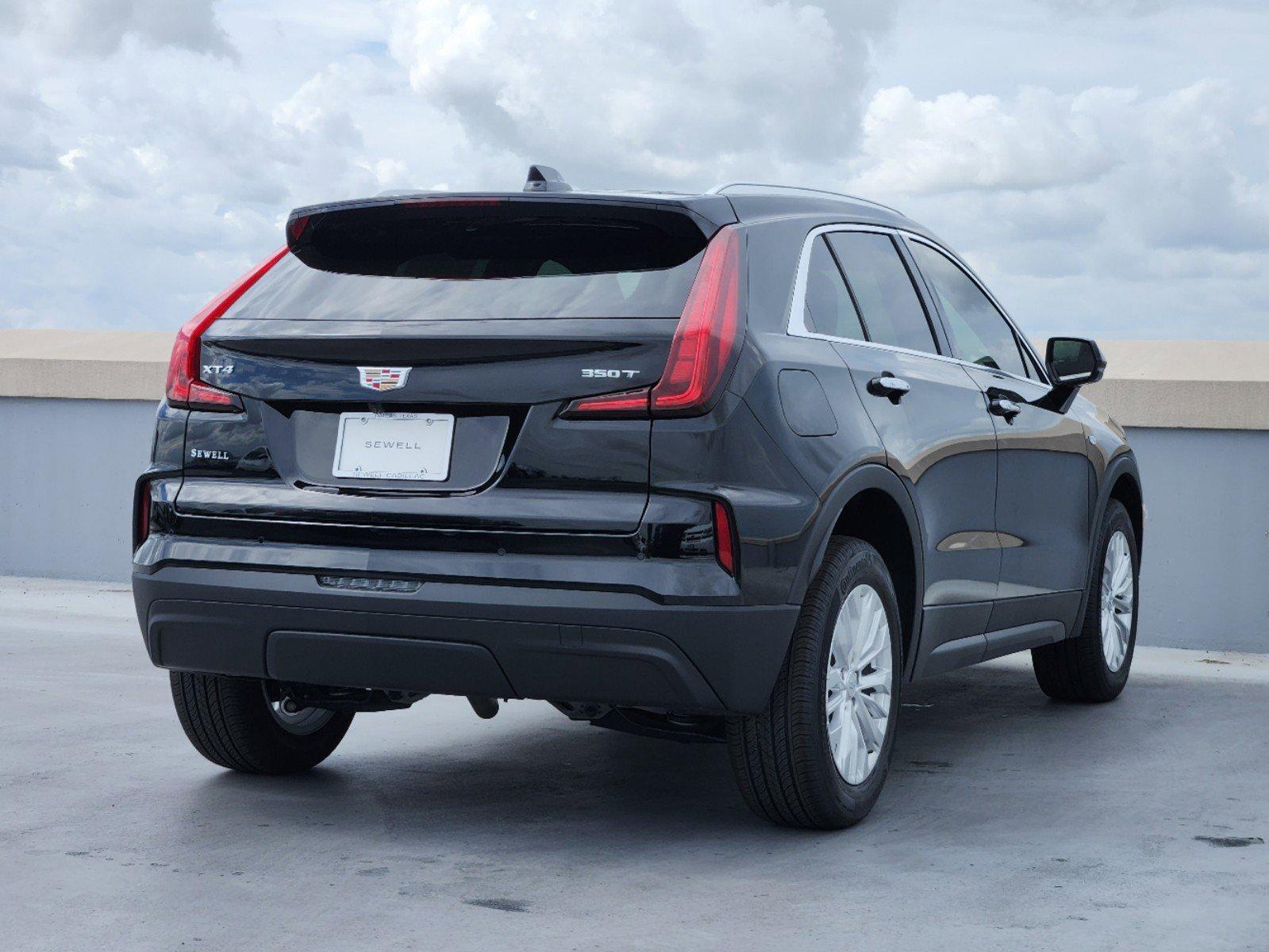 2024 Cadillac XT4 Vehicle Photo in DALLAS, TX 75209-3095