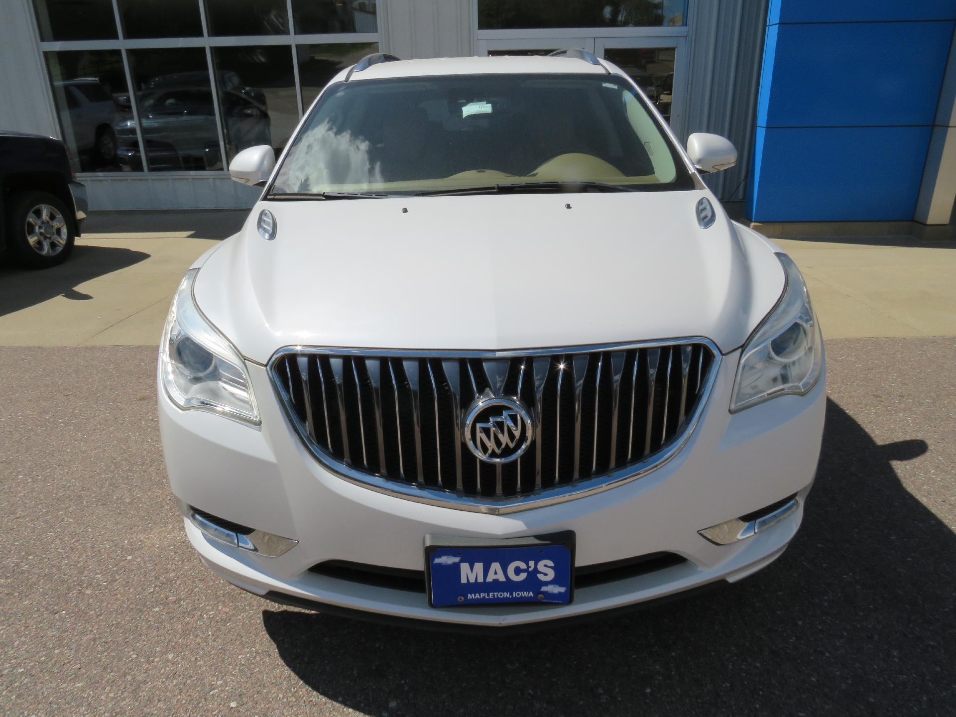 2017 Buick Enclave Vehicle Photo in MAPLETON, IA 51034-1072