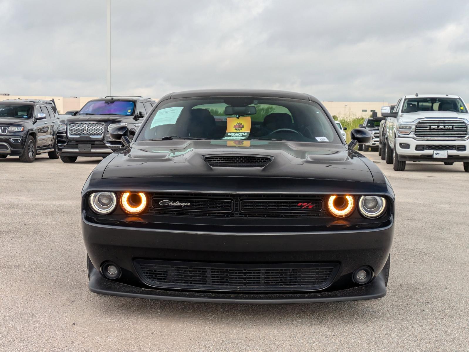 2021 Dodge Challenger Vehicle Photo in Seguin, TX 78155