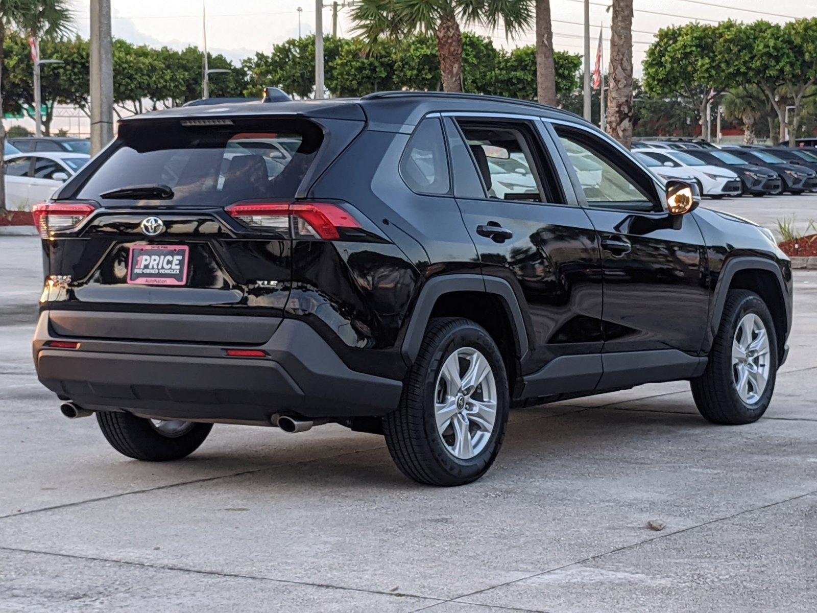 2021 Toyota RAV4 Vehicle Photo in Davie, FL 33331