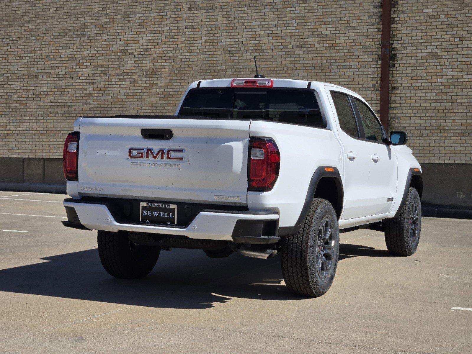 2024 GMC Canyon Vehicle Photo in DALLAS, TX 75209-3016