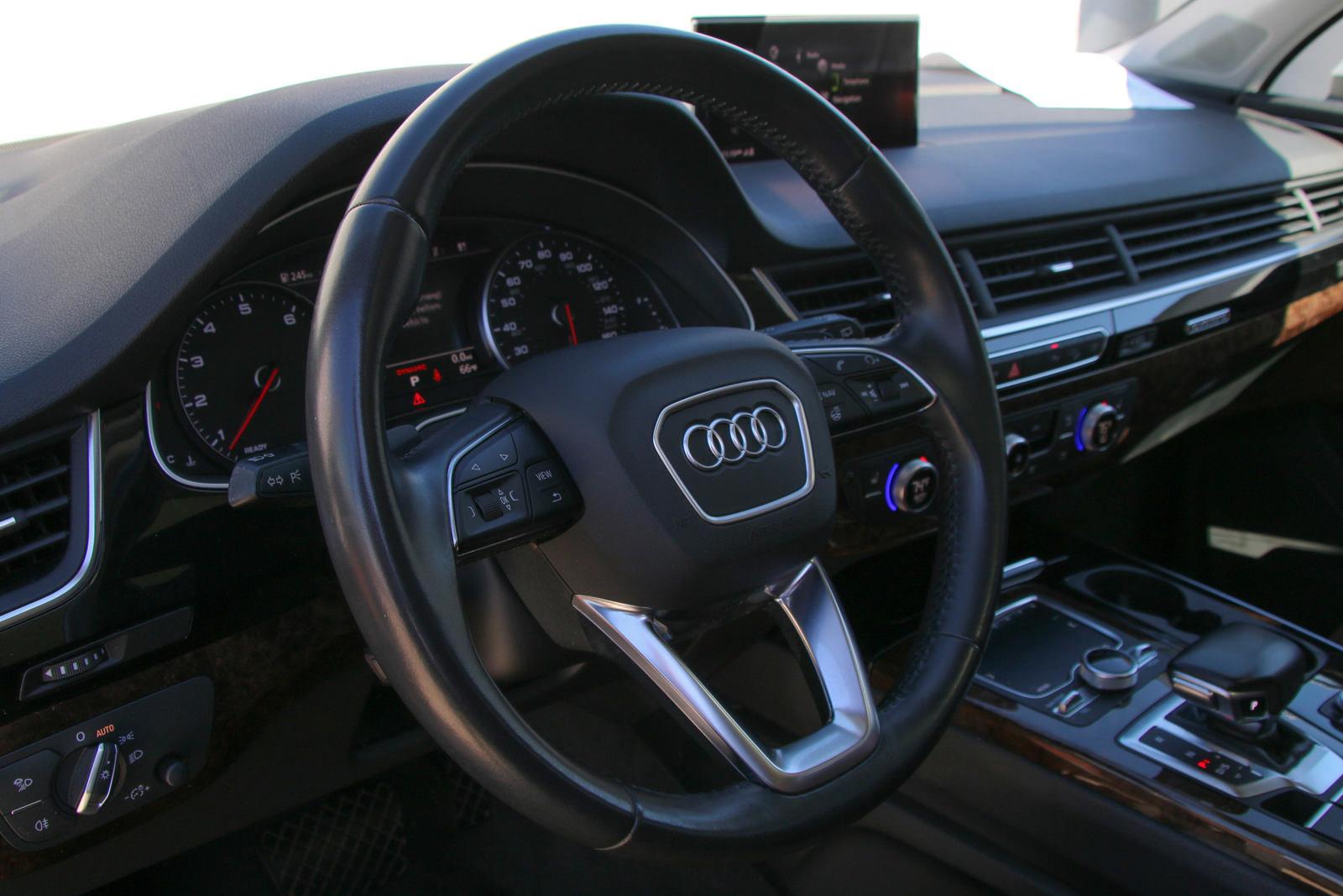 2018 Audi Q7 Vehicle Photo in SUGAR LAND, TX 77478