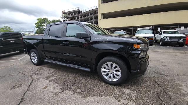 Used 2022 Chevrolet Silverado 1500 Limited Custom with VIN 3GCPWBEK0NG137428 for sale in Houston, TX