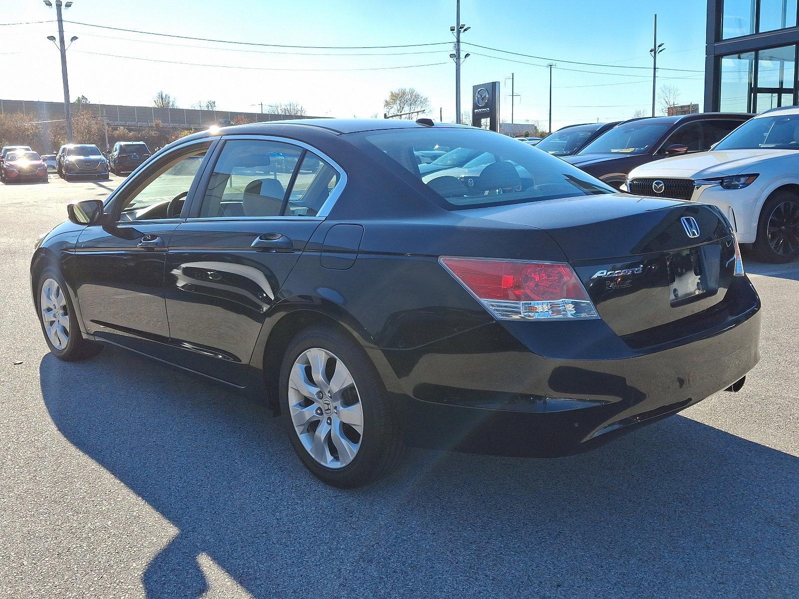 2009 Honda Accord Sedan Vehicle Photo in Trevose, PA 19053