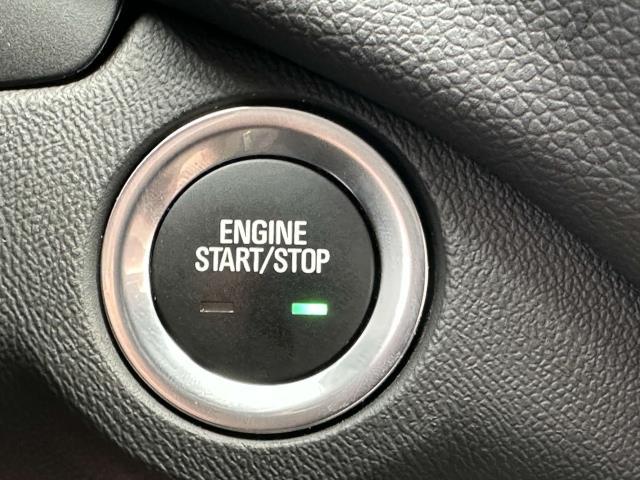 2021 Chevrolet Equinox Vehicle Photo in DOUGLASTON, NY 11362-1062