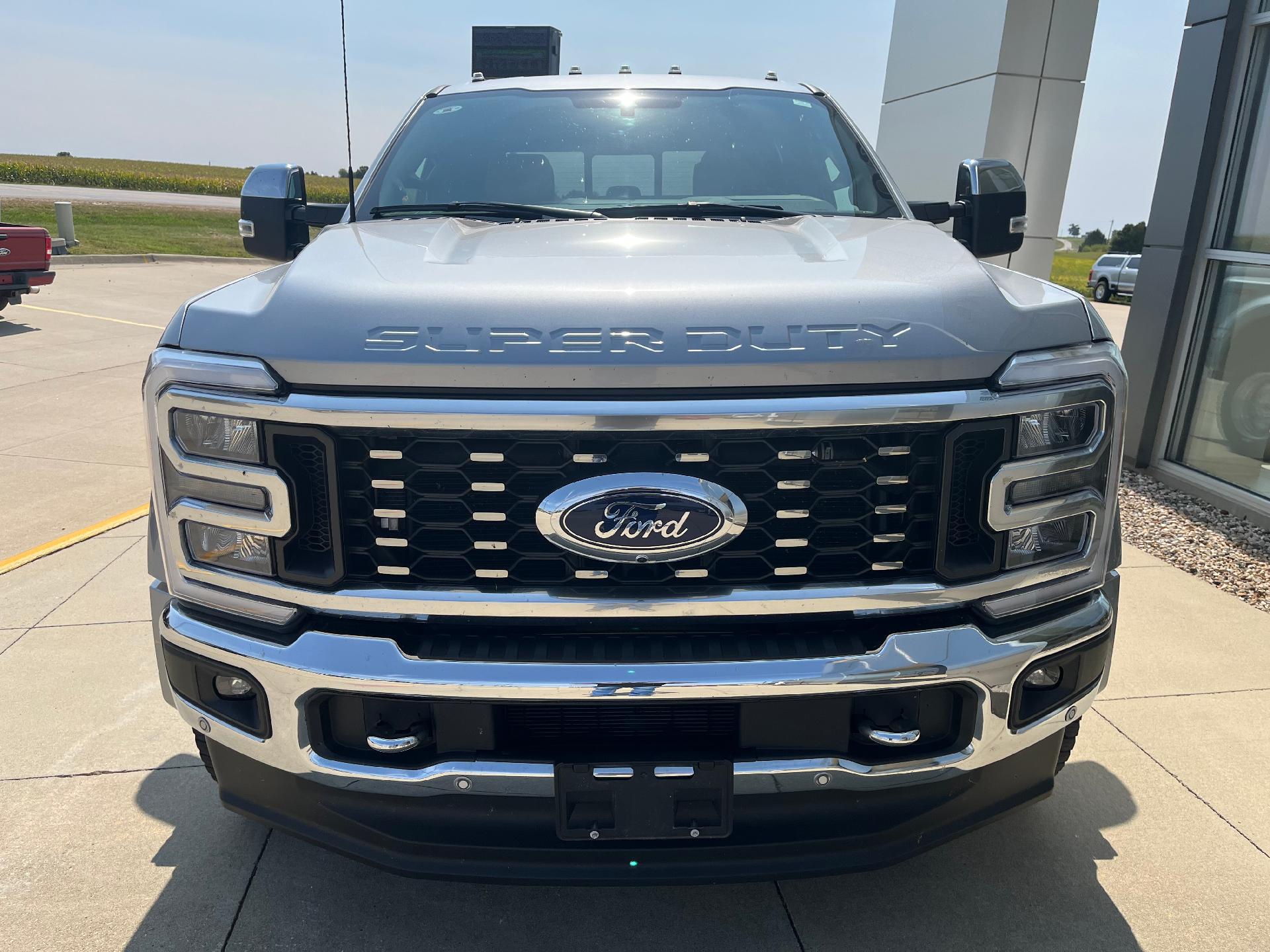 Used 2023 Ford F-450 Super Duty Lariat with VIN 1FT8W4DM1PEC86024 for sale in Tipton, IA