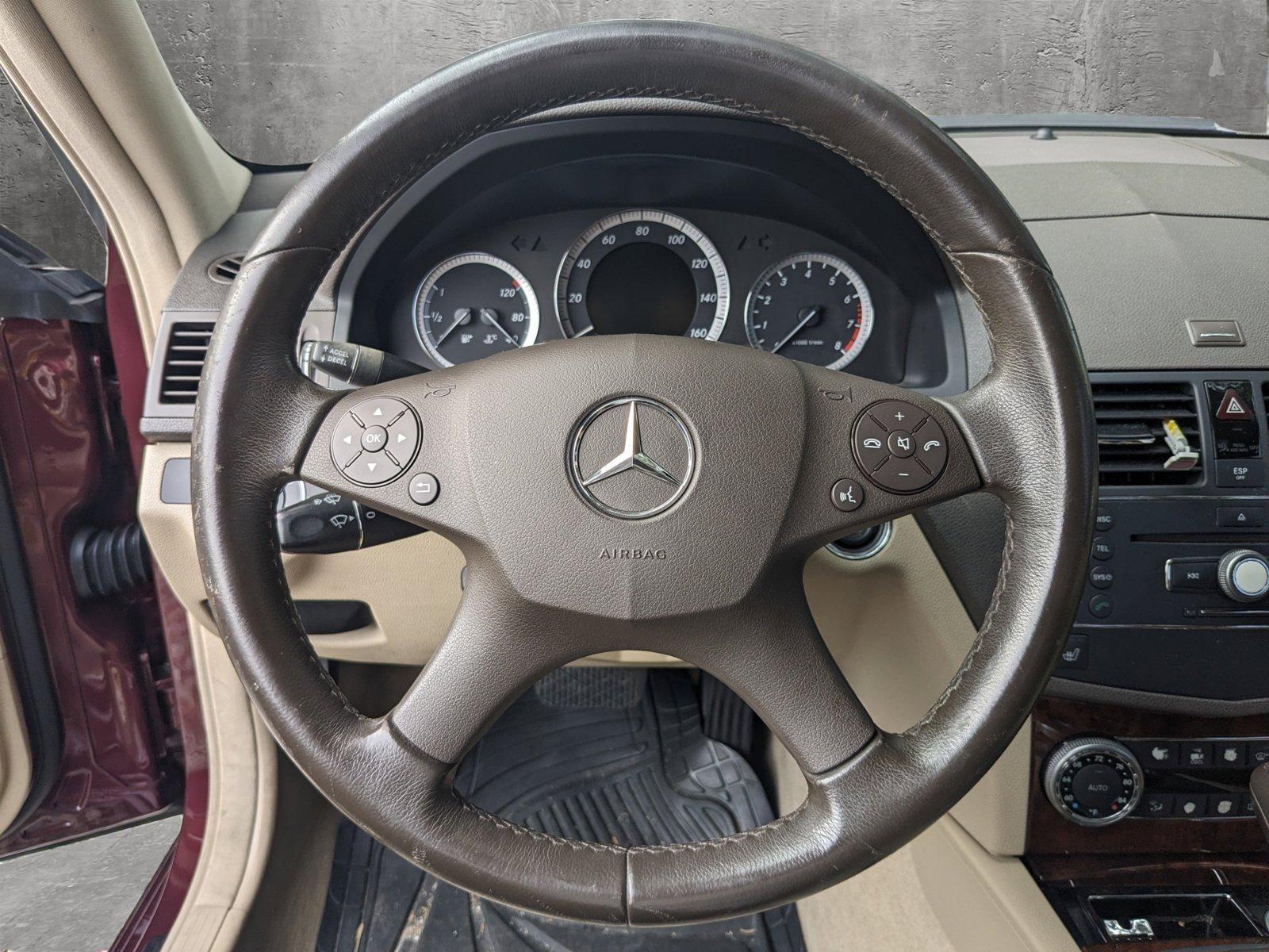 2009 Mercedes-Benz C-Class Vehicle Photo in Tampa, FL 33614