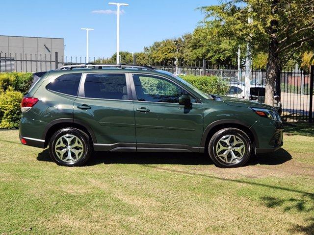 2024 Subaru Forester Vehicle Photo in DALLAS, TX 75209