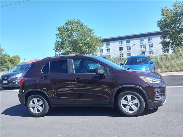 Used 2021 Chevrolet Trax LT with VIN KL7CJPSM6MB364336 for sale in California, MD