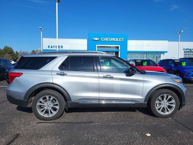 2022 Ford Explorer Vehicle Photo in SAUK CITY, WI 53583-1301