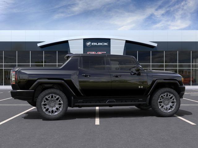 2025 GMC HUMMER EV Pickup Vehicle Photo in MEDINA, OH 44256-9631