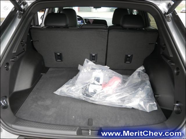 2024 Chevrolet Equinox EV Vehicle Photo in MAPLEWOOD, MN 55119-4794