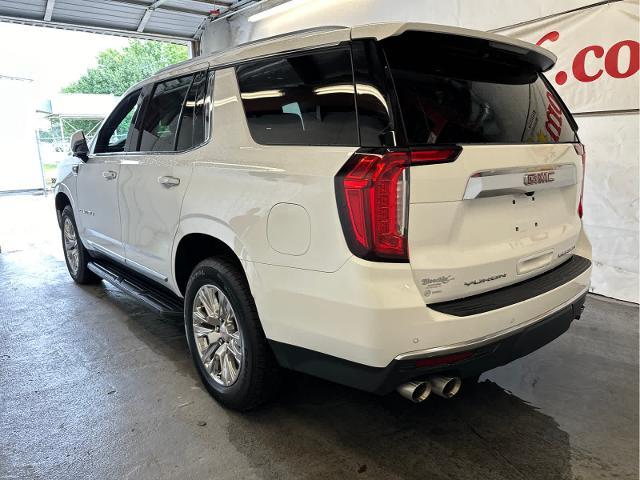 2023 GMC Yukon Vehicle Photo in RED SPRINGS, NC 28377-1640