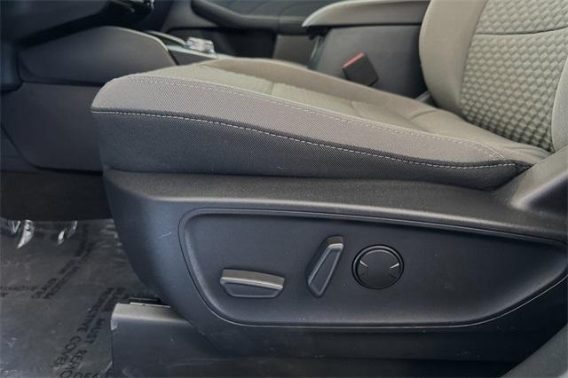 2022 Ford Escape Vehicle Photo in ELK GROVE, CA 95757-8703