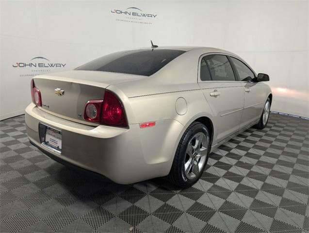 2009 Chevrolet Malibu Vehicle Photo in ENGLEWOOD, CO 80113-6708