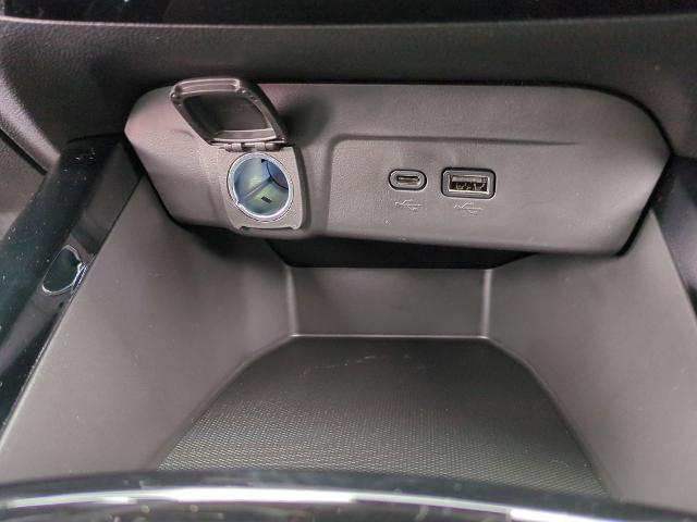 2025 Chevrolet Trax Vehicle Photo in READING, PA 19605-1203