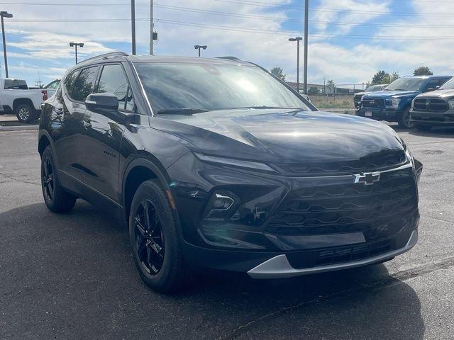 2025 Chevrolet Blazer Vehicle Photo in GREELEY, CO 80634-4125