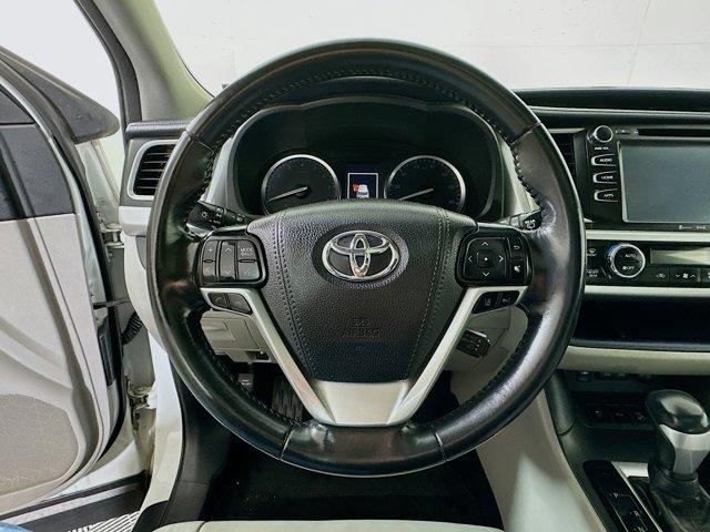 2018 Toyota Highlander Vehicle Photo in Doylsetown, PA 18901