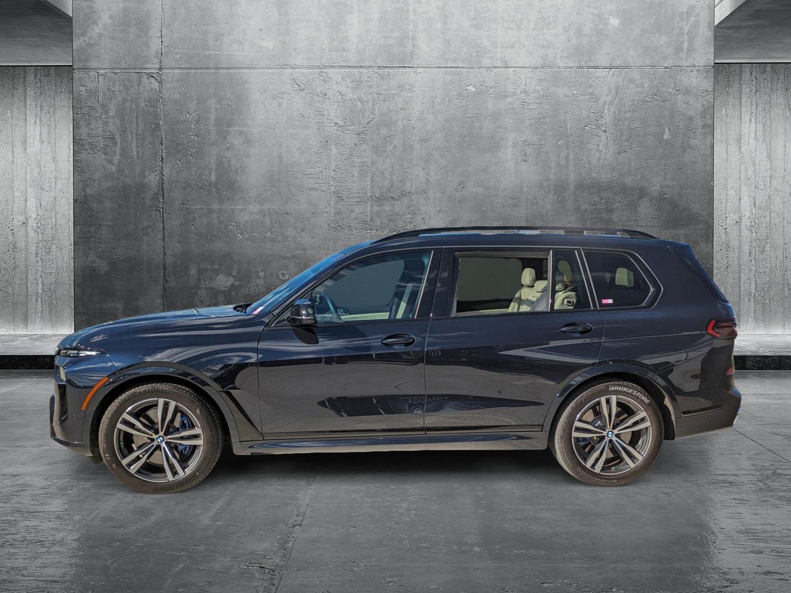 2024 BMW X7 M60i Vehicle Photo in Rockville, MD 20852