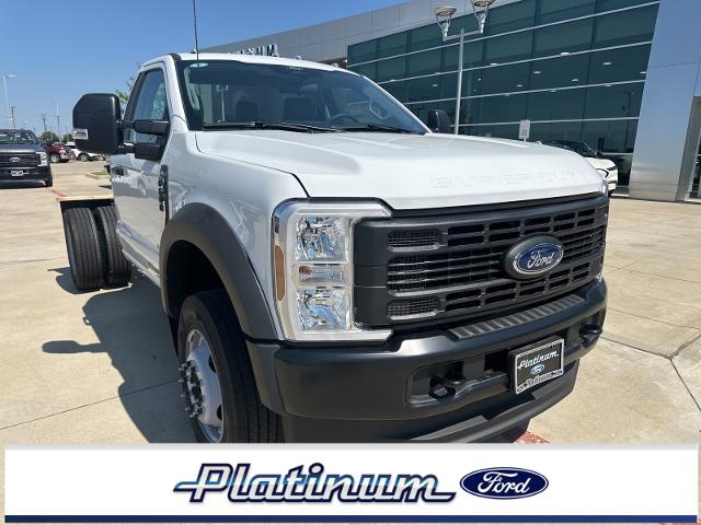 2024 Ford Super Duty F-600 DRW Vehicle Photo in Terrell, TX 75160