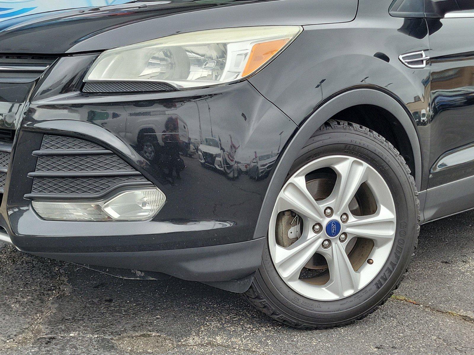 2014 Ford Escape Vehicle Photo in Plainfield, IL 60586