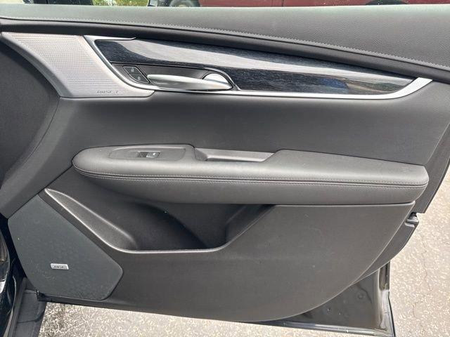 2023 Cadillac XT5 Vehicle Photo in MEDINA, OH 44256-9631