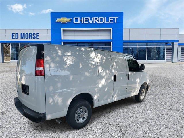 2024 Chevrolet Express Cargo 2500 Vehicle Photo in SUNRISE, FL 33323-3202