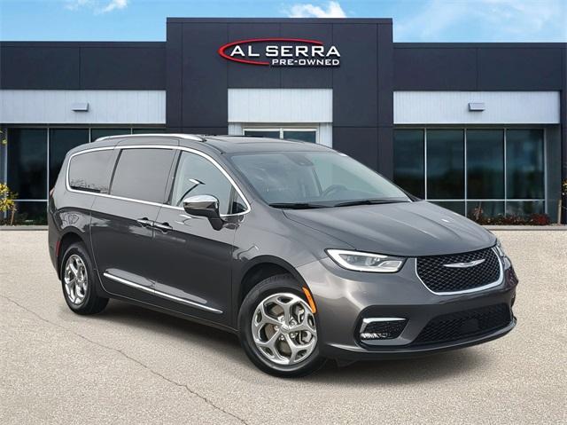 2021 Chrysler Pacifica Vehicle Photo in GRAND BLANC, MI 48439-8139