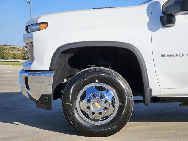 2025 Chevrolet Silverado 3500 HD CC Vehicle Photo in TERRELL, TX 75160-3007