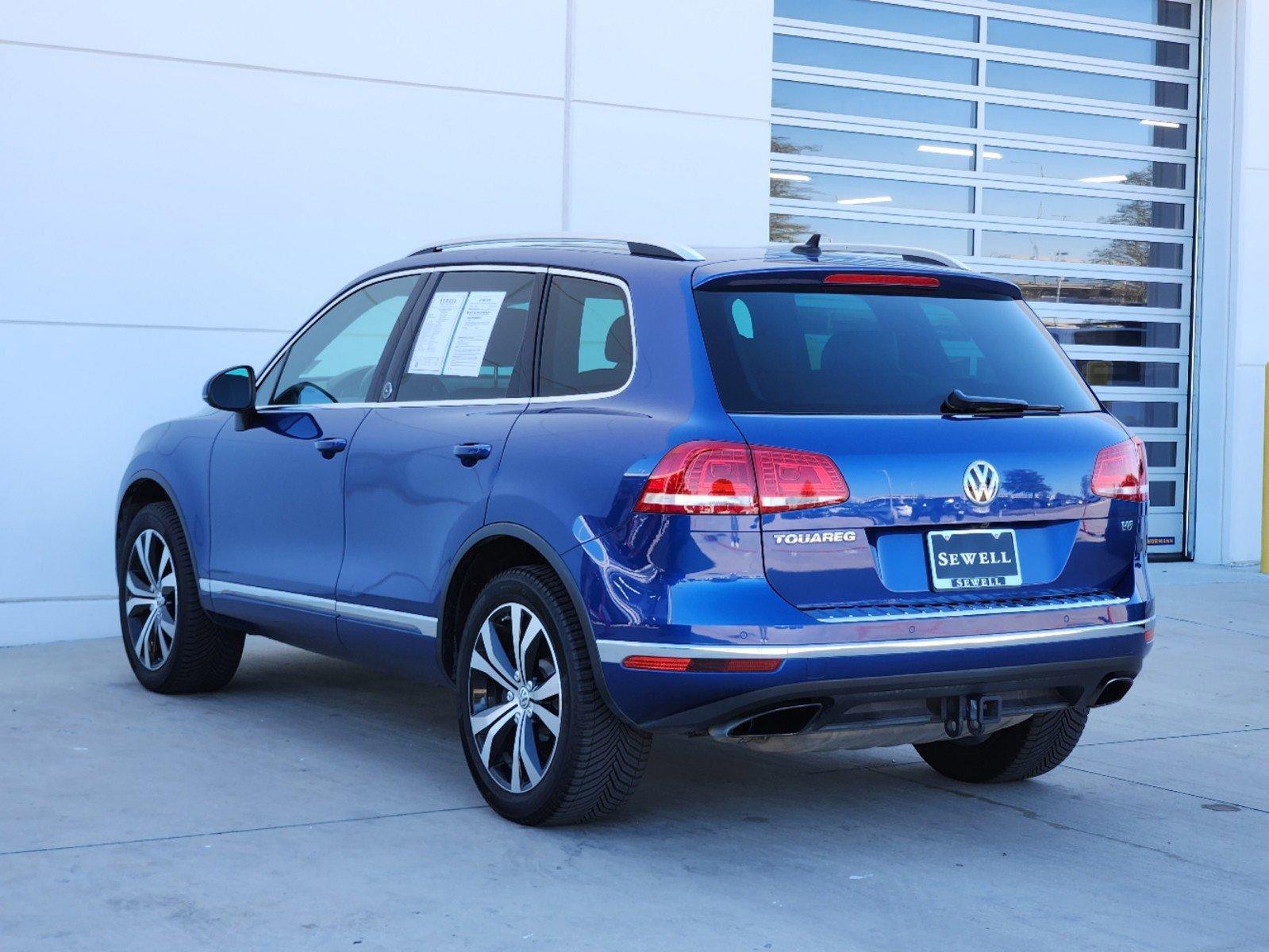 2017 Volkswagen Touareg Vehicle Photo in PLANO, TX 75024